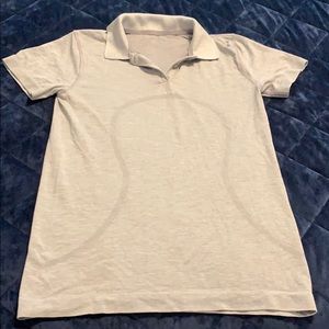Women’s Lululemon polo style shirt size 6